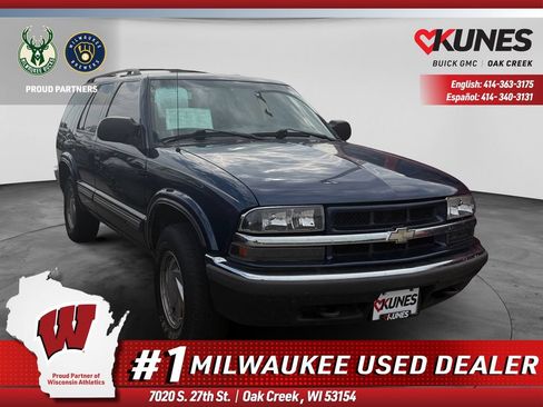 Used 2001 Chevrolet Blazer LT AWD/4WD image 1