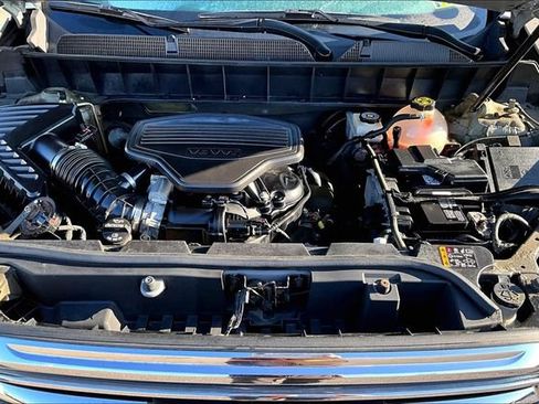 Used 2018 GMC Acadia SLT AWD/4WD image 10