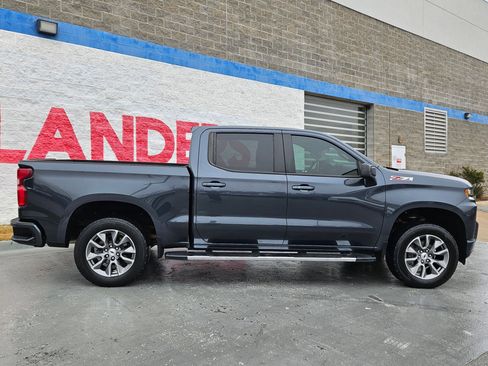 Used 2021 Chevrolet Silverado 1500 RST image 8
