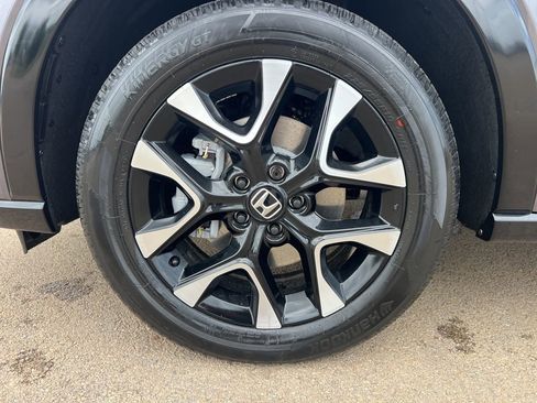 New 2026 Honda HR-V EX-L image 9