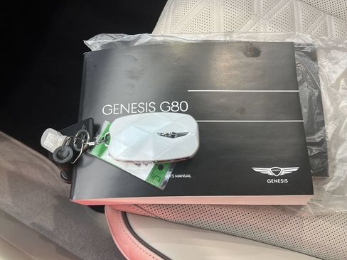 Certified 2025 Genesis G80 3.5T Sport Prestige AWD/4WD image 34