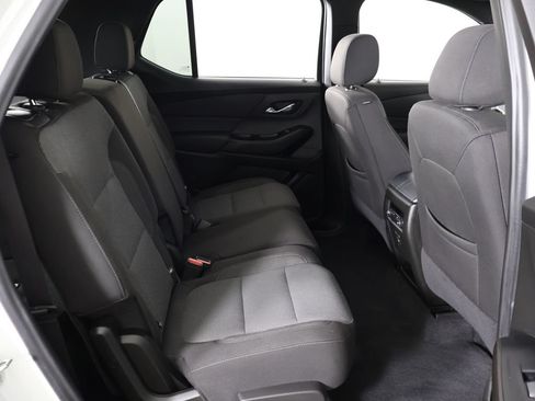 Used 2023 Chevrolet Traverse LT FWD image 35