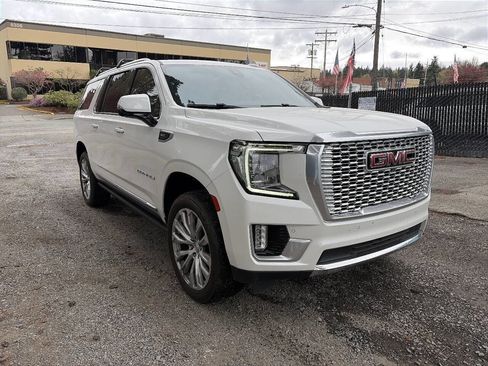 Used 2021 GMC Yukon XL Denali w/ Denali Ultimate Package image 6