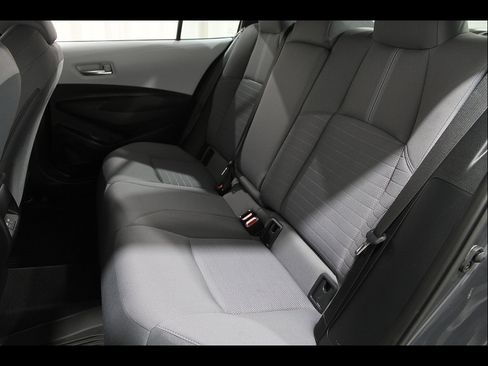 Used 2026 Toyota Corolla SE w/ Carpet Mat Package (TMS) FWD image 18