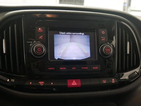 Used 2019 RAM ProMaster City Tradesman SLT image 20