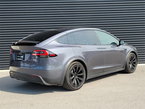 Used 2023 Tesla Model X image 7