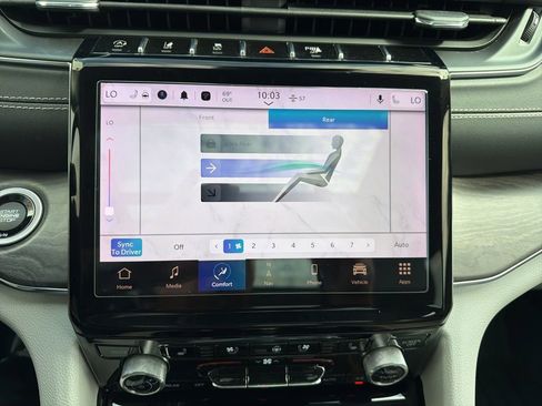 Certified 2023 Jeep Grand Cherokee L Overland w/ Rear Seat Video Group I AWD/4WD image 86