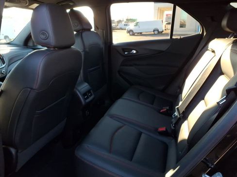 Used 2022 Chevrolet Equinox RS w/ RS Leather Package image 26