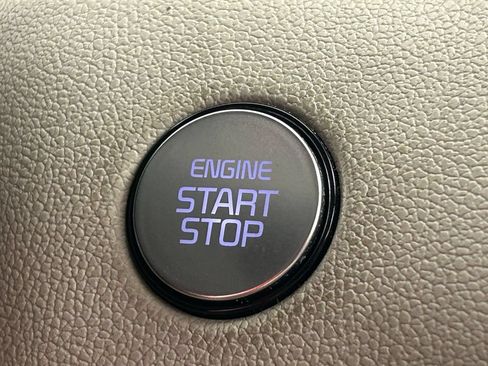 Used 2023 Kia Sorento S FWD image 25