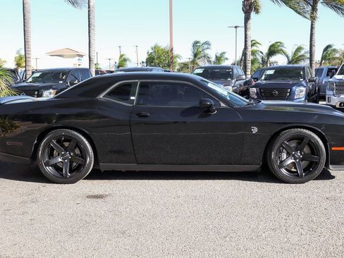 Used 2021 Dodge Challenger SRT Hellcat w/ Plus Package image 10