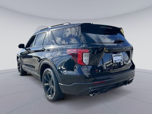 Used 2023 Ford Explorer ST w/ Equipment Group 401A image 4