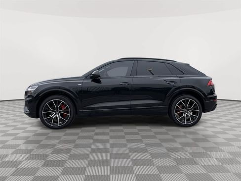 Used 2022 Audi Q8 Prestige w/ Prestige Package AWD/4WD image 2