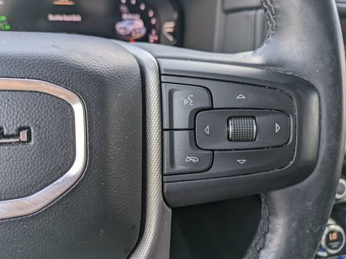 Used 2023 GMC Yukon Denali RWD image 24