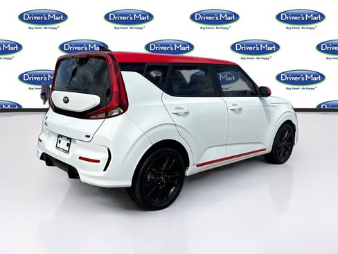 Used 2020 Kia Soul GT-Line FWD image 7