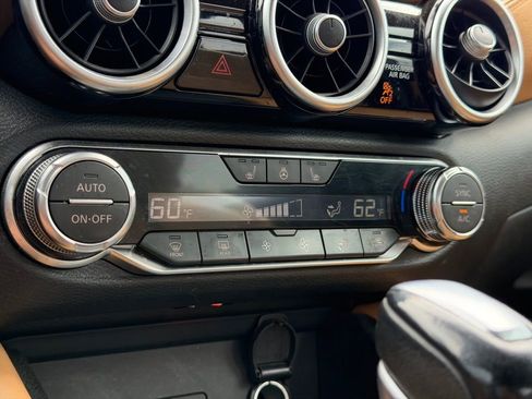 Used 2023 Nissan Sentra SV w/ SV Premium Package image 25