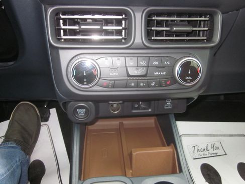 Used 2022 Ford Maverick Lariat w/ Lariat Luxury Package AWD/4WD image 18