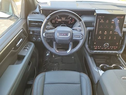 New 2026 GMC Yukon AT4 w/ AT4 Premium Plus Package image 15