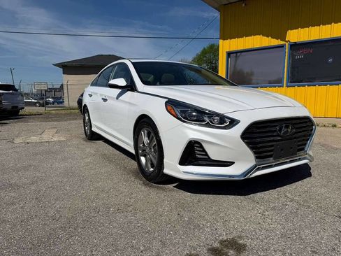 Used 2018 Hyundai Sonata Limited w/ Limited Ultimate Package 03 image 3