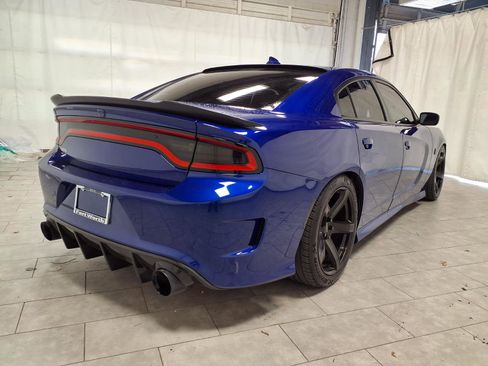 Used 2019 Dodge Charger Scat Pack image 9