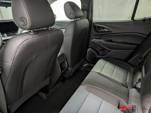 New 2026 Chevrolet Trax LT w/ Sunroof Package FWD image 12