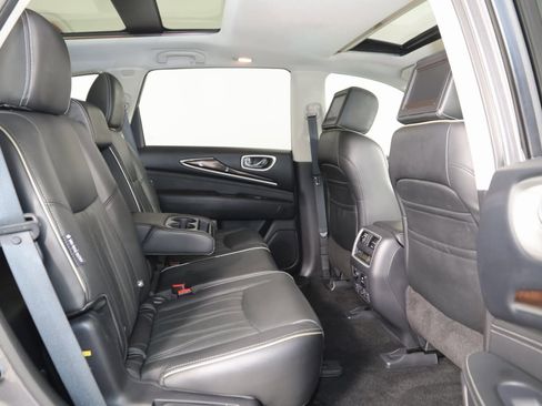 Used 2019 INFINITI QX60 Pure image 16