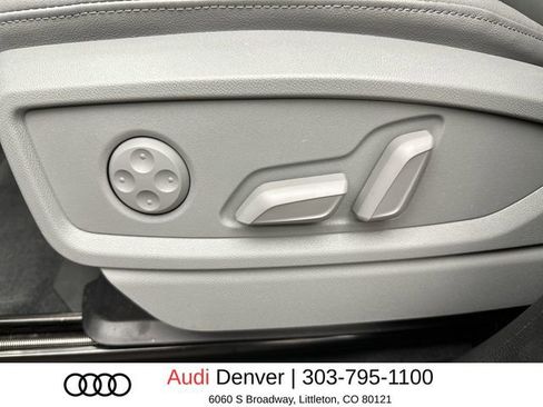 Used 2023 Audi Q5 2.0T Premium Plus w/ Premium Plus Package AWD/4WD image 12