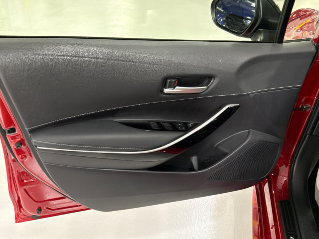 Used 2024 Toyota Corolla XSE FWD image 9