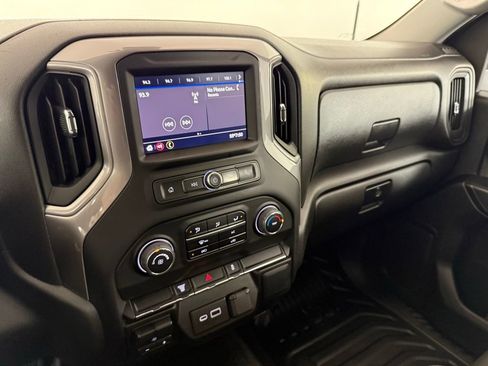 Used 2023 Chevrolet Silverado 2500 W/T AWD/4WD image 26