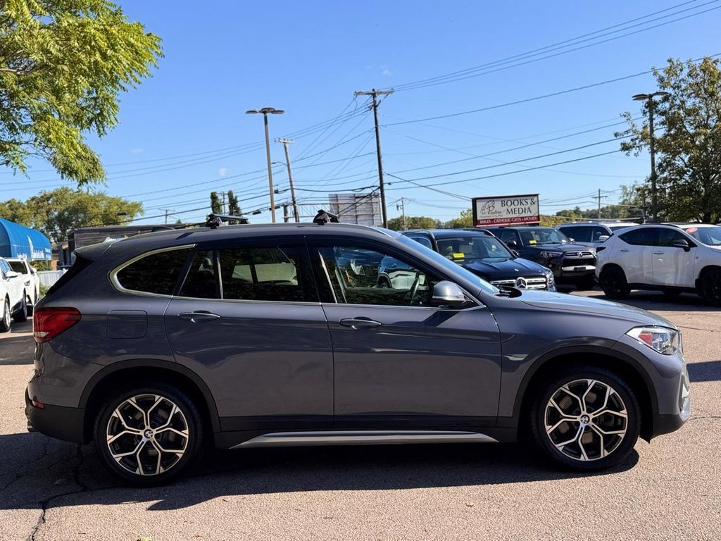 Used 2021 BMW X1 xDrive28i w/ Premium Package AWD/4WD image 7