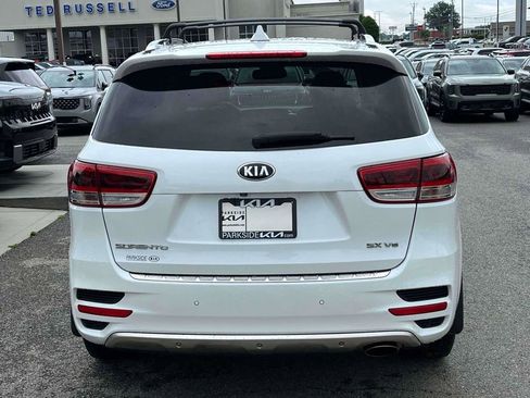 Used 2018 Kia Sorento SX FWD image 31