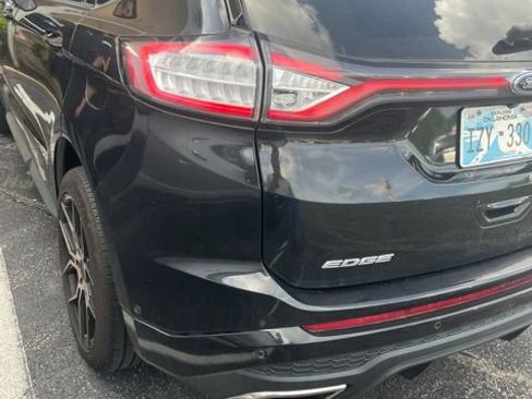 Used 2015 Ford Edge Sport w/ Equipment Group 401A AWD/4WD image 4
