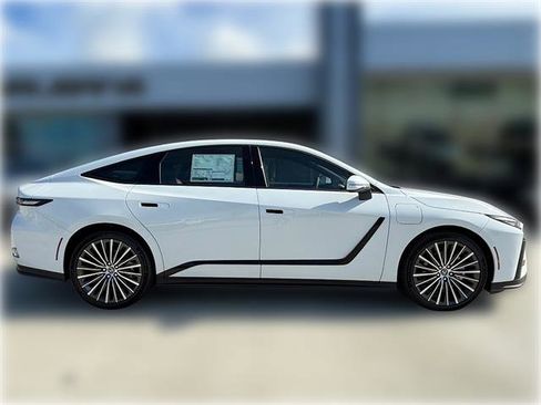 New 2026 Lexus ES 350e FWD image 10