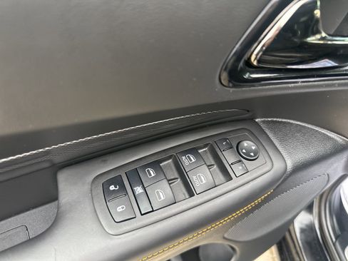 Used 2023 Dodge Durango R/T image 11