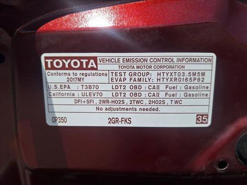 Used 2017 Toyota Highlander Plus image 23
