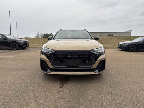 Used 2024 Audi SQ8 Prestige image 9