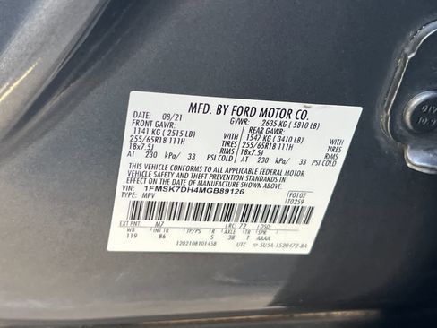 Used 2021 Ford Explorer XLT RWD image 32