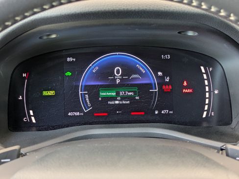 Used 2025 Toyota Camry SE FWD image 27