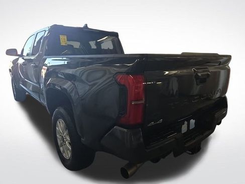Used 2024 Toyota Tacoma SR5 image 6