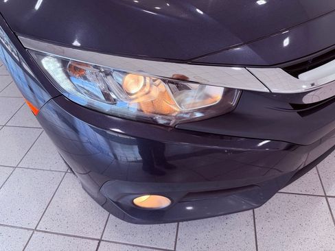 Used 2017 Honda Civic EX-T image 14