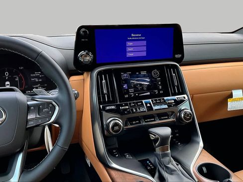 New 2026 Lexus LX 600 4WD w/ Premium Package image 9