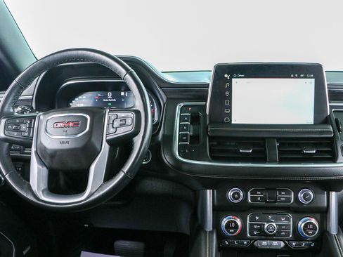Used 2022 GMC Yukon SLT w/ SLT Premium Package AWD/4WD image 18