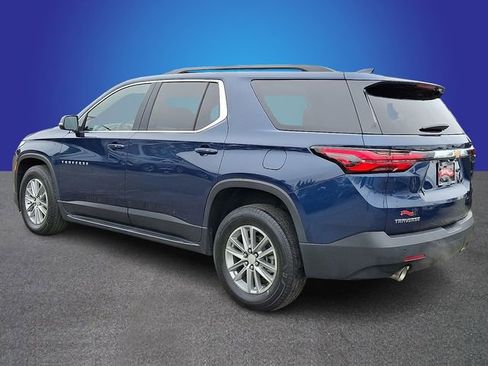 Used 2023 Chevrolet Traverse LT image 7