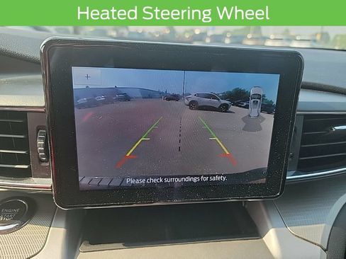 Used 2022 Ford Explorer XLT w/ Equipment Group 202A AWD/4WD image 26