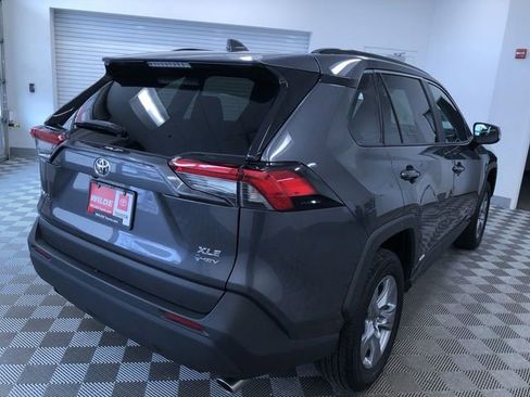 Used 2025 Toyota RAV4 XLE AWD/4WD image 34