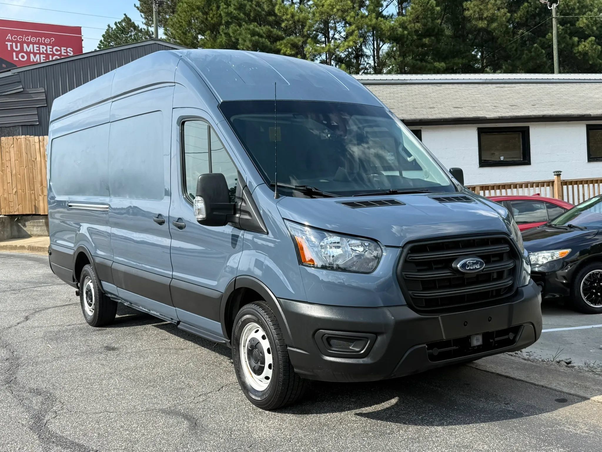 Used 2021 Ford Transit 250 148 High Roof Extended w/ Parcel Delivery Package RWD image 1
