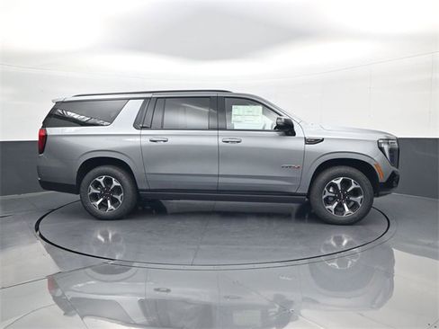 New 2026 GMC Yukon XL AT4 w/ AT4 Premium Plus Package image 4