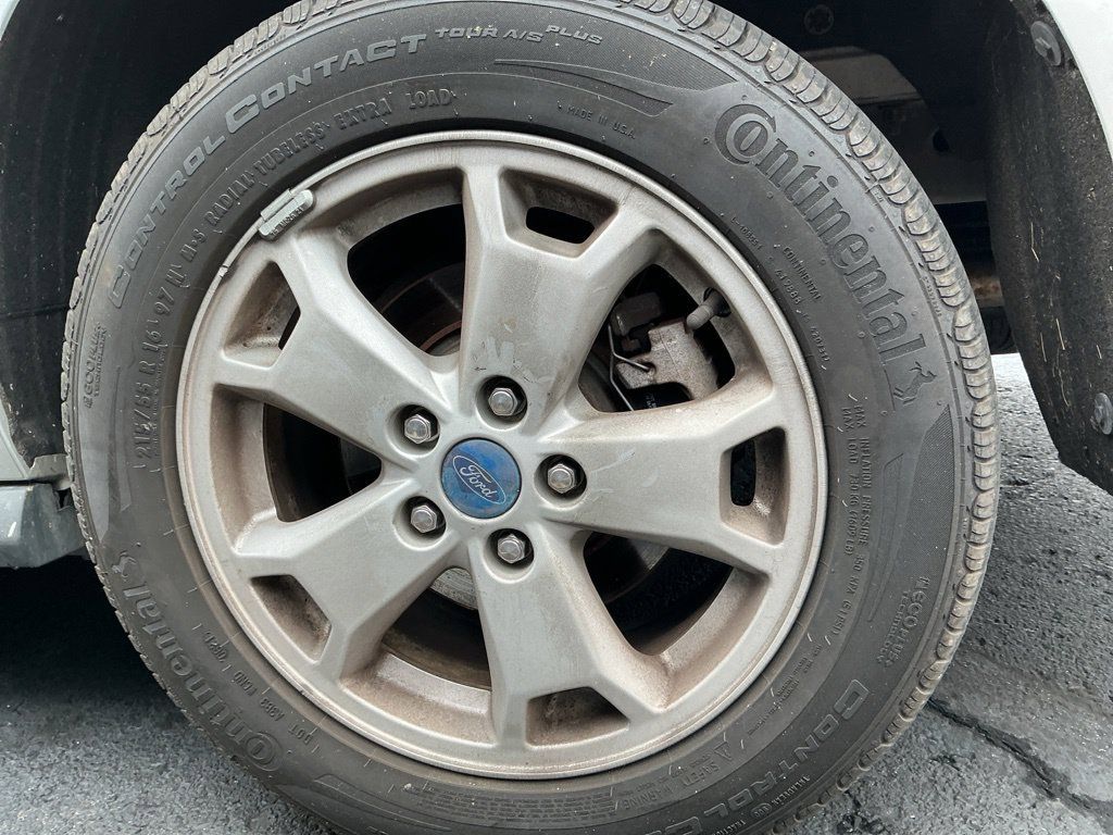 Used 2015 Ford Transit Connect Titanium FWD image 4