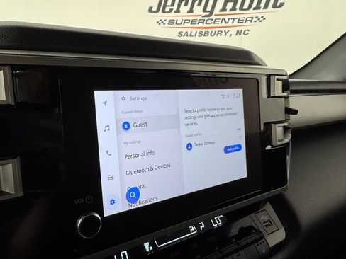 Used 2025 Toyota Sequoia SR5 AWD/4WD image 22