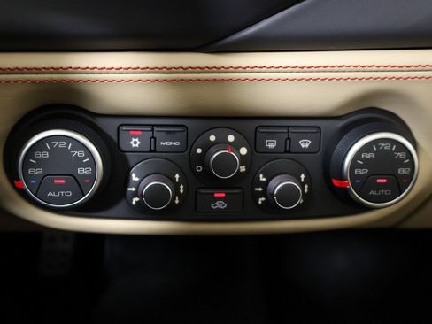 Used 2019 Ferrari 488 Spider RWD image 43