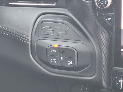 New 2025 RAM 3500 Limited image 18